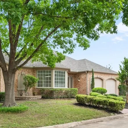 Buy this 3 bed house on 1016 Villa Drive in Fort Worth, TX 76120