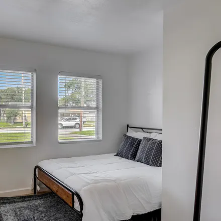 Rent this 1 bed room on Orlando in Holden Heights, US