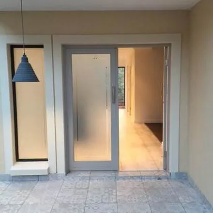 Rent this 4 bed apartment on 352 Heloma Street in Menlo Park, Pretoria