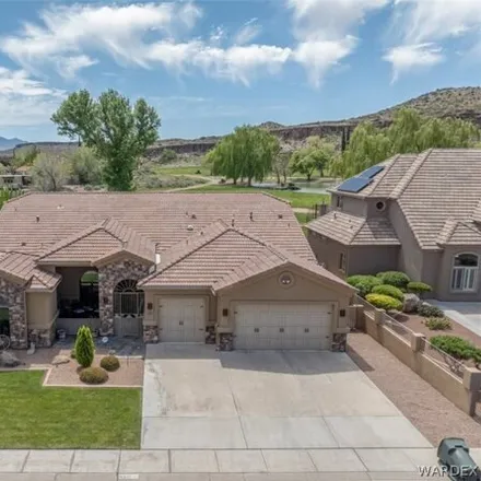 Buy this 4 bed house on Cerbat Cliffs Golf Course (Kingman Municipal) in 1001 Gates Avenue, Kingman