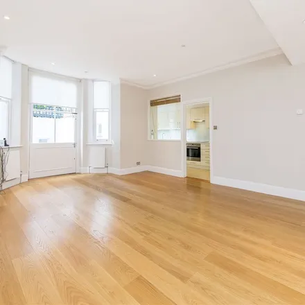 Rent this 3 bed apartment on Elsham Road in London, W14 8DQ