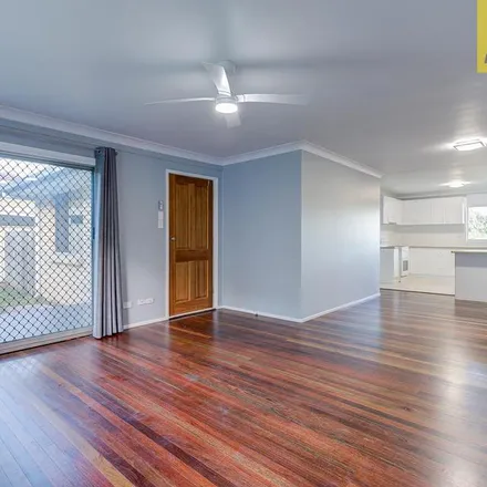 Rent this 3 bed apartment on Rholanda Crescent in Springwood QLD 4127, Australia