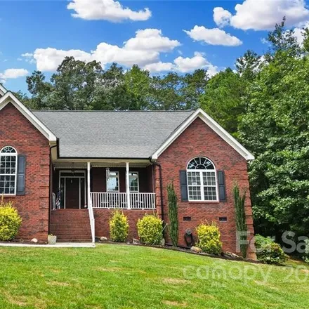 Image 2 - 2435 Stoney Run Drive, Oakboro, Stanly County, NC 28129, USA - House for sale