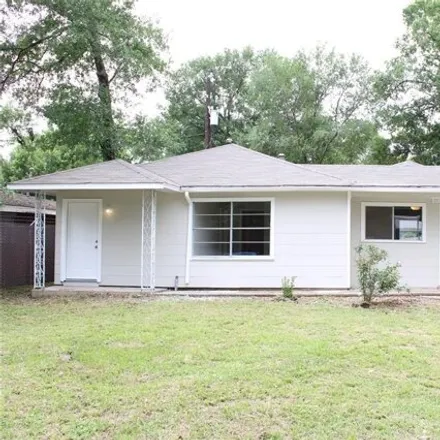 Rent this 4 bed house on 5322 Kingsbury St in Houston, Texas