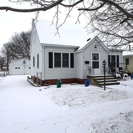 Buy this 3 bed house on 201 West Green Street in Paullina, O'Brien County