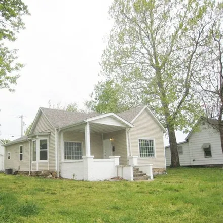 Buy this 3 bed house on 142 East College Street in Aurora, MO 65605