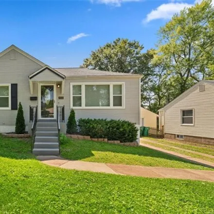 Image 1 - 2016 Bainbridge Dr, Missouri, 63133 - House for sale