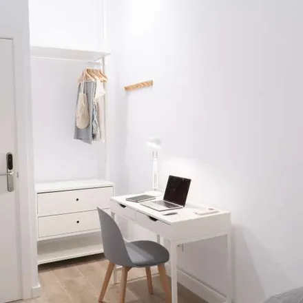 Rent this 2 bed apartment on Carrer de Llull in 139, 08005 Barcelona