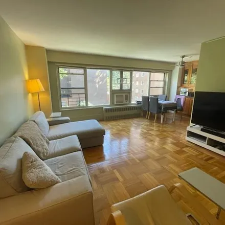 Buy this 2 bed condo on 125 Ashland Place in New York, NY 11201