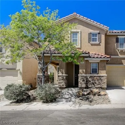 Buy this 4studio house on 3841 Wind Ridge Court in Las Vegas, NV 89129