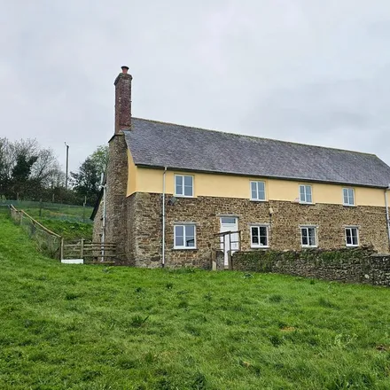 Rent this 4 bed house on unnamed road in Umberleigh, EX32 0EX