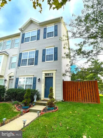 Rent this 4 bed townhouse on 20253 Brookview Square in Ashburn, VA 20147
