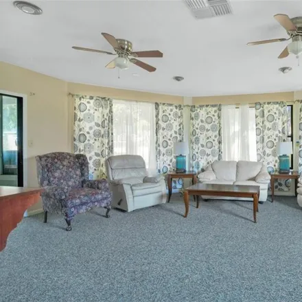 Image 6 - 226 Southeast 2nd Place, Crystal River, Citrus County, FL 34429, USA - House for sale