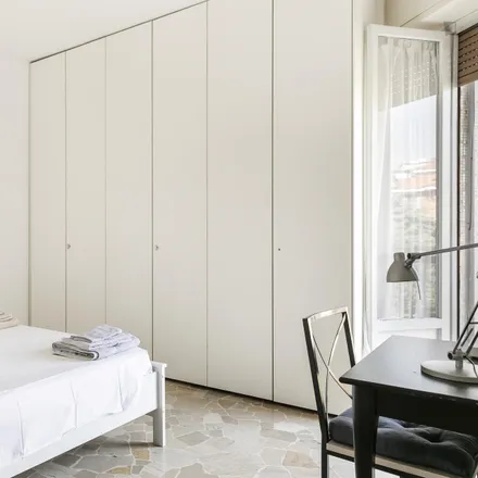 Image 1 - Via Pietro Ogliari, 20141 Milan MI, Italy - Apartment for rent