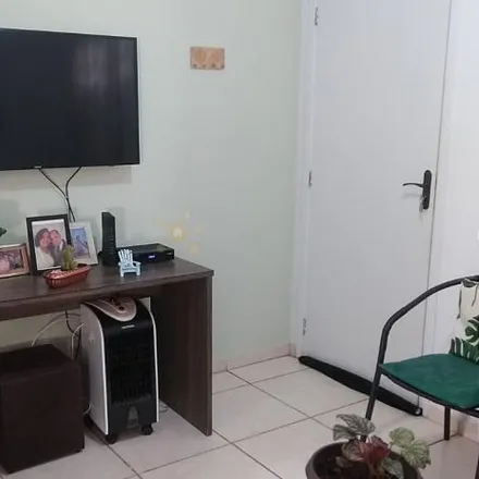 Buy this 2 bed apartment on Rua Niterói in Lagoinha, Ribeirão Preto - SP