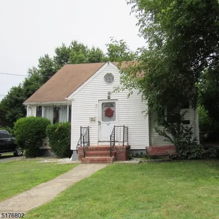Buy this 3 bed house on 655 Lincoln Avenue in Manville, NJ 08835