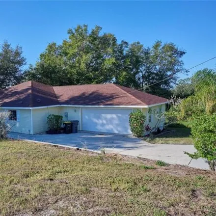 Buy this 4 bed house on 1064 Sunset Trail in Polk County, FL 33827