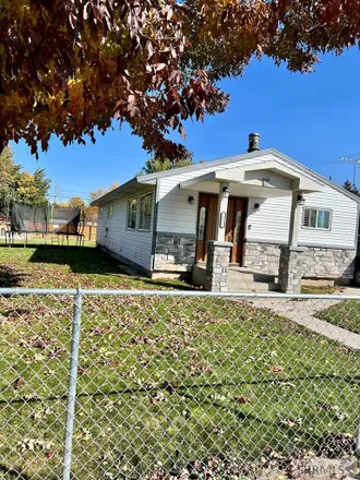 Buy this 3 bed house on 377 Monroe Street in American Falls, Power County