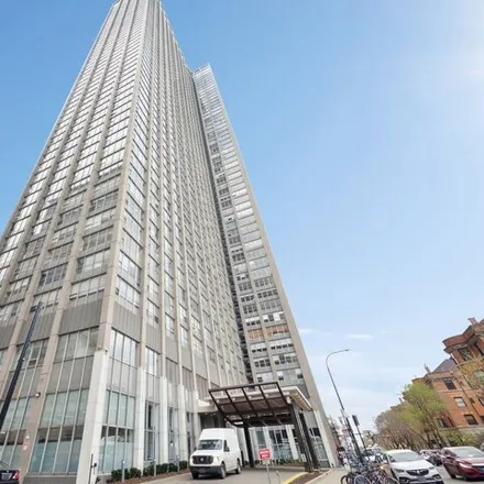 Buy this studio condo on Park Place Tower in 655-665 West Irving Park Road, Chicago