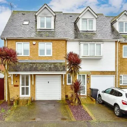 Buy this 3 bed townhouse on Kingfisher Cottage in Kingfisher Close, Margate