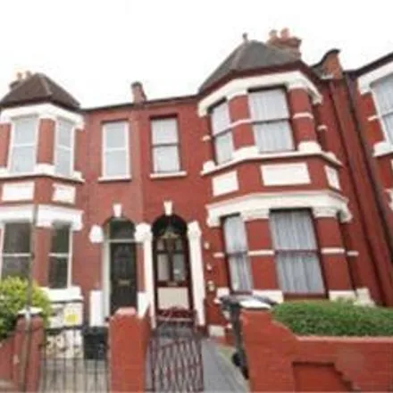 Image 3 - Kimberley Gardens, London, N4 1LE, United Kingdom - Apartment for rent