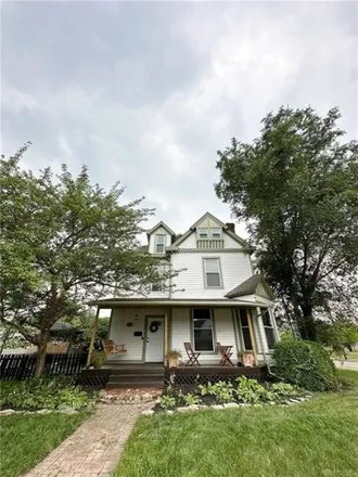 Buy this 4 bed house on 220 Elm Street in Franklin, OH 45005