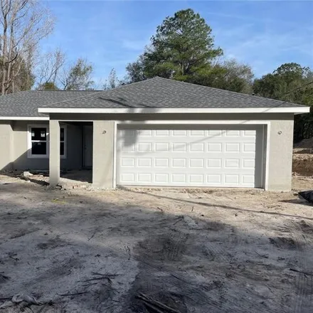 Buy this 3 bed house on 13261 Southeast 42nd Avenue in Marion County, FL 34420