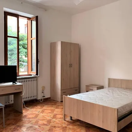 Image 8 - Via Azaria Tedeschi, 88100 Catanzaro CZ, Italy - Apartment for rent