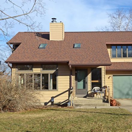 Rent this 4 bed house on Old Indian Trl in DeForest, WI