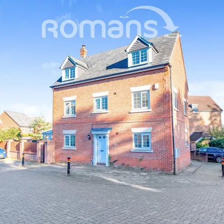 Rent this 6 bed house on East Hundreds in Fleet, GU51 1HL