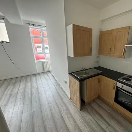 Rent this studio loft on Mount Road in Leicester, LE5 3ED