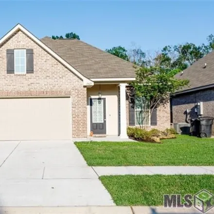 Buy this 3 bed house on Hickory Creek Drive in Sherwood Manor, East Baton Rouge Parish
