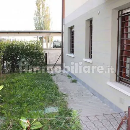 Image 5 - Via Pontegradella, 44100 Ferrara FE, Italy - Apartment for rent