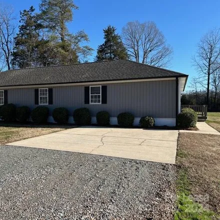 Rent this 3 bed house on 299 Rustic Road in Mooresville, NC 28115