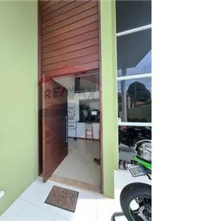 Rent this 3 bed house on Rua Porto Alegre in Centro, Lauro de Freitas - BA