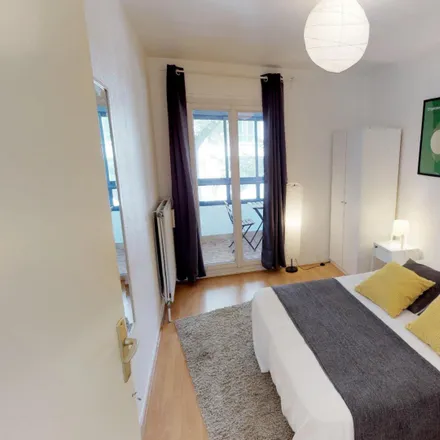 Rent this 4 bed room on 8 Rue François Gillet in 69003 Lyon, France