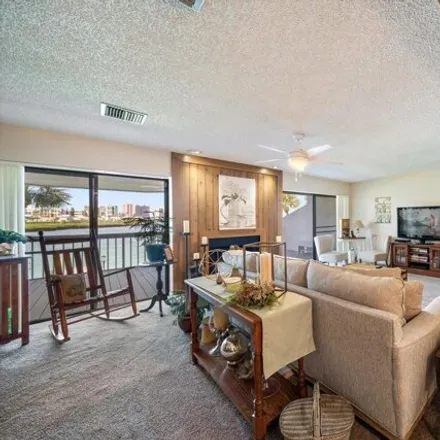 Image 6 - 172 Marina del Rey Court, Clearwater, FL 33767, USA - Townhouse for sale