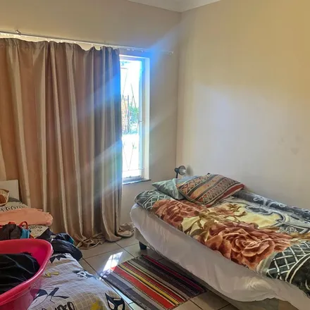 Rent this 3 bed apartment on 14 Lister Street in Hospitaalpark, Bloemfontein