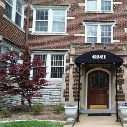 Rent this 2 bed condo on 6221 Northwood Avenue in St. Louis, MO 63105