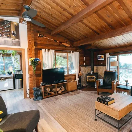 Rent this 4 bed house on Bowen Island Municipality in Bowen Island, BC V0N 1G2