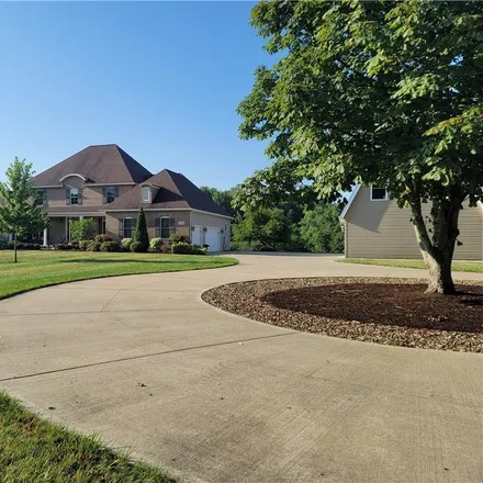 Buy this 4 bed loft on 3978 Laurel Road in Brunswick, OH 44212