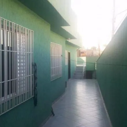 Buy this 2 bed house on Rua Arariba in Jardim do Estádio, Santo André - SP