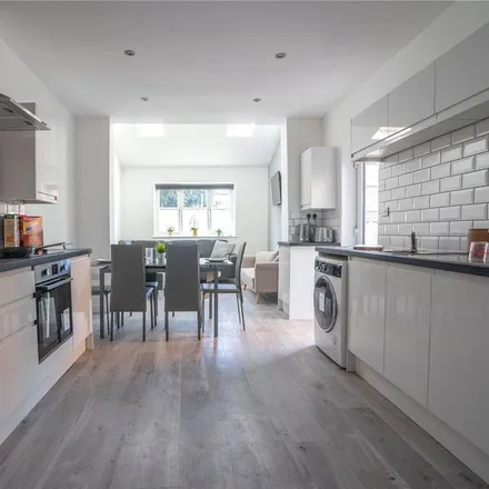 Rent this 8 bed house on Severn Street in Leicester, LE2 0NN