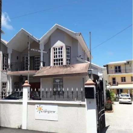 Buy this 5studio house on The Garden Grill in Mon Choisy Cap Malheureux Road, Grand Baie 30529