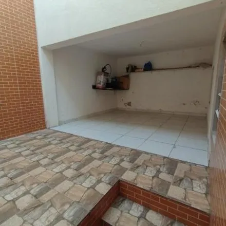 Buy this 3 bed house on Avenida Presbitero Eliezer Martins da Costa in Jardim Veran, Suzano - SP