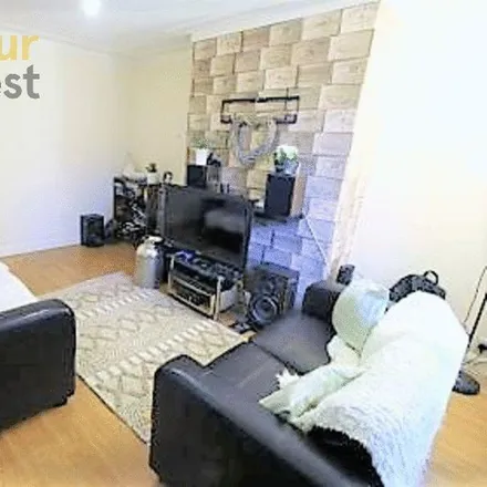 Rent this 4 bed house on Haddon Avenue in Leeds, LS4 2JF
