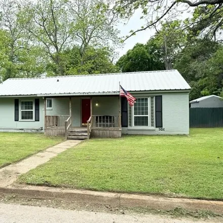Buy this 2 bed house on 519 North 7th Street in Crockett, TX 75835