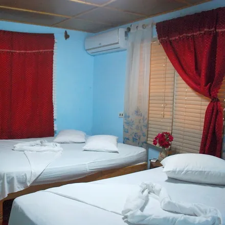 Rent this 2 bed house on Puerto Esperanza