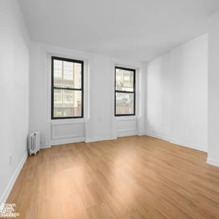 Image 1 - 108 West 17th Street, New York, NY 10011, USA - House for rent