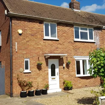 Rent this 3 bed house on Upper Queen Street in Rushden, NN10 0BS